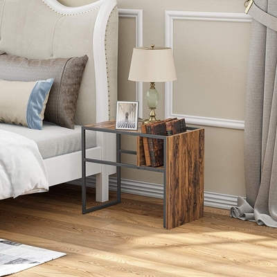 C сформировал реверзибельный прикроватный столик Nightstand тимберса ели рамки металла с полкой